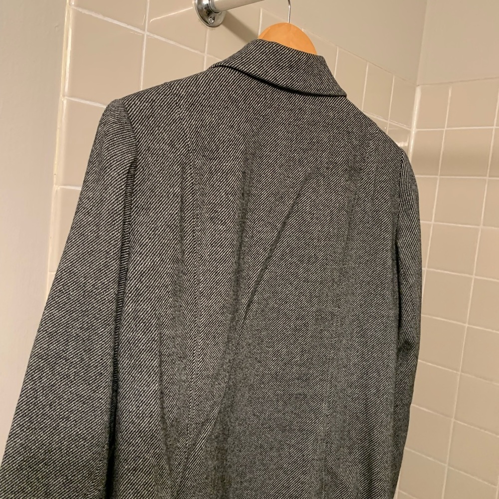 Blazer - Picture 6 of 6